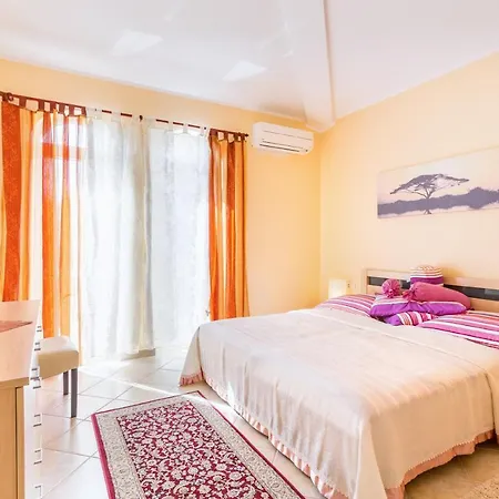 Lucie Appartement *